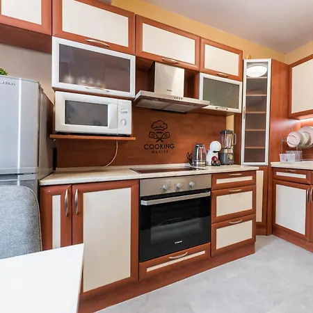 Downtown аpartment With Free Parking דירה
